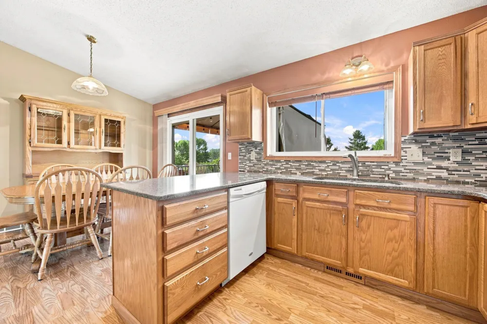 5164 10th Avenue S Fargo, ND 58103