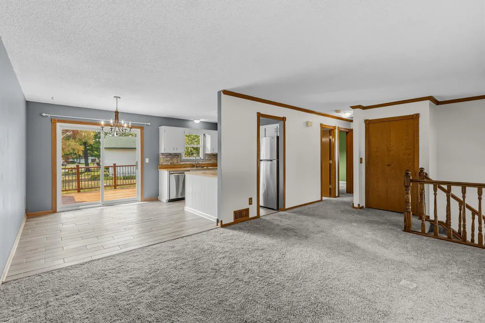 406 Schilling Circle NW Forest Lake, MN 55025