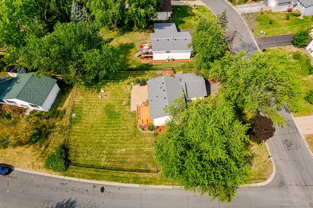 406 Schilling Circle NW Forest Lake, MN 55025