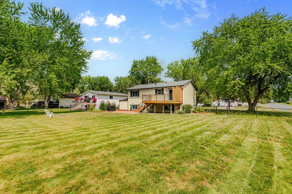 406 Schilling Circle NW Forest Lake, MN 55025