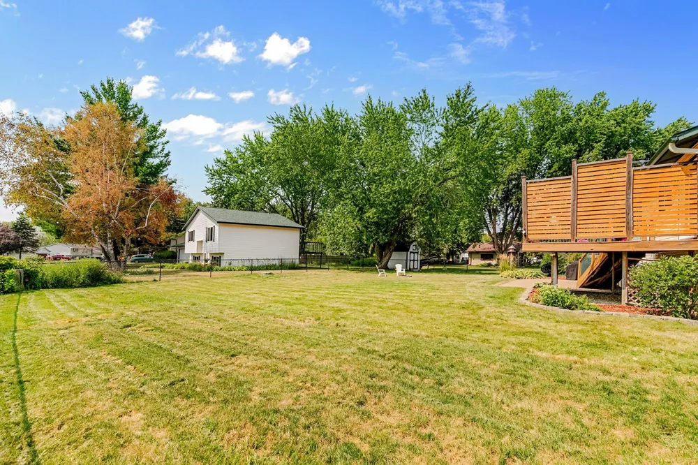 406 Schilling Circle NW Forest Lake, MN 55025