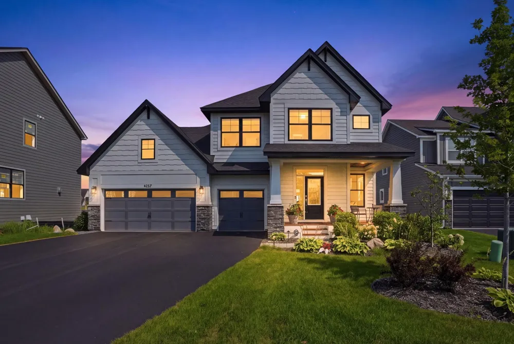 4227 Arbor Bay Woodbury, MN 55129