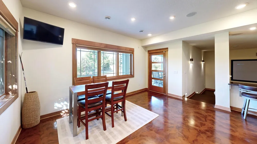 680 Indigo Lane Northfield, MN 55057