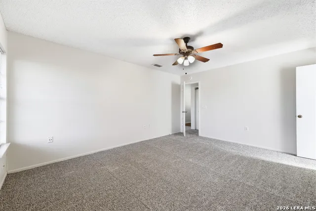 10434 SHALLOW XING Converse, TX 78109