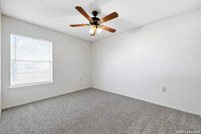 10434 SHALLOW XING Converse, TX 78109