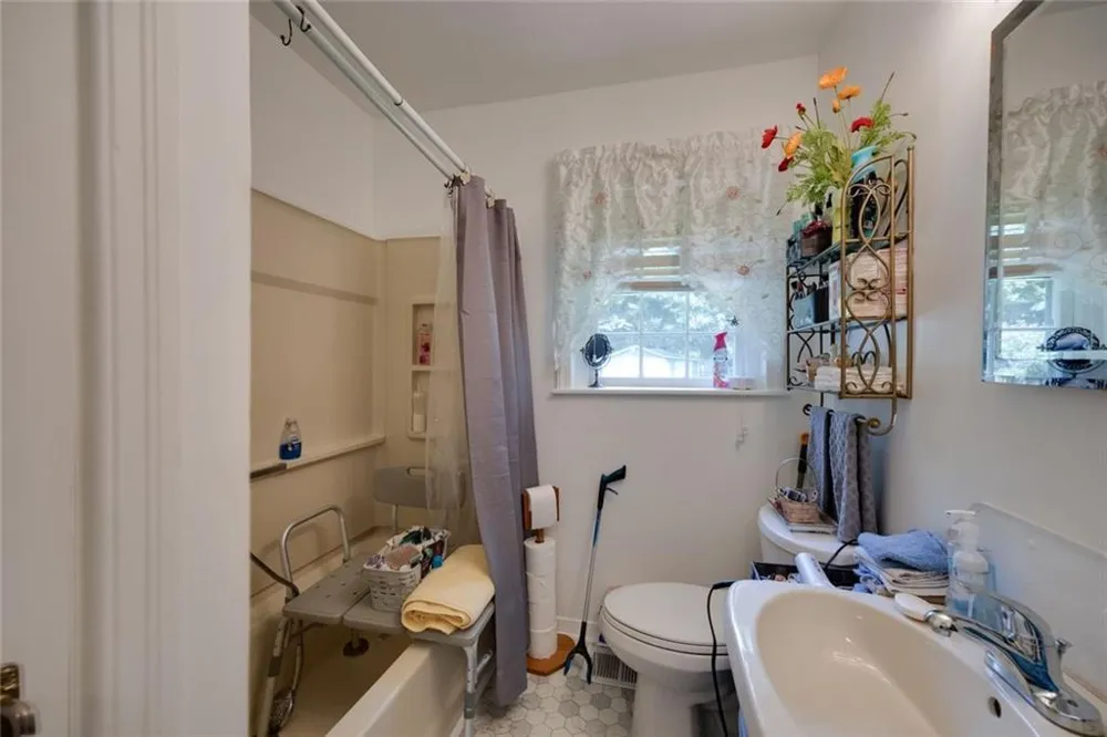2421 Maner Road SE Atlanta, GA 30339