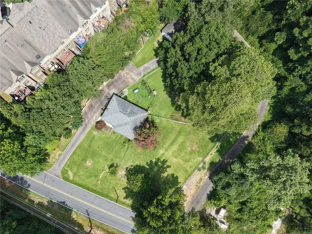 2421 Maner Road SE Atlanta, GA 30339