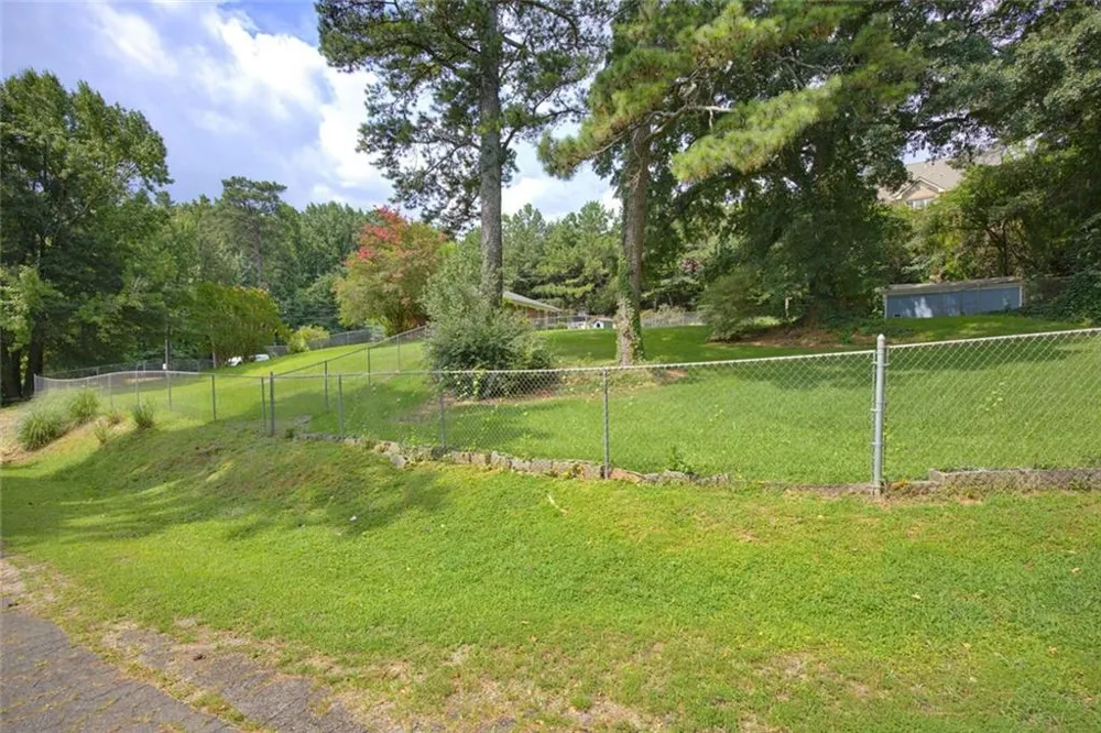 2421 Maner Road SE Atlanta, GA 30339
