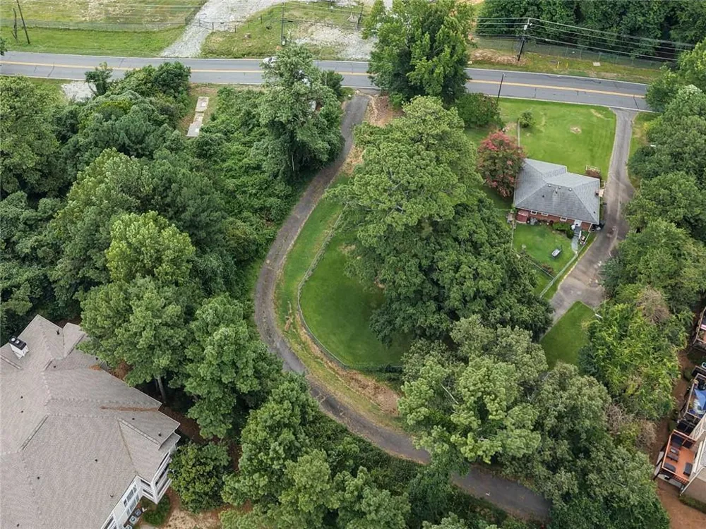 2421 Maner Road SE Atlanta, GA 30339