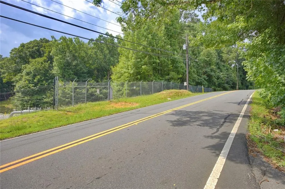 2421 Maner Road SE Atlanta, GA 30339