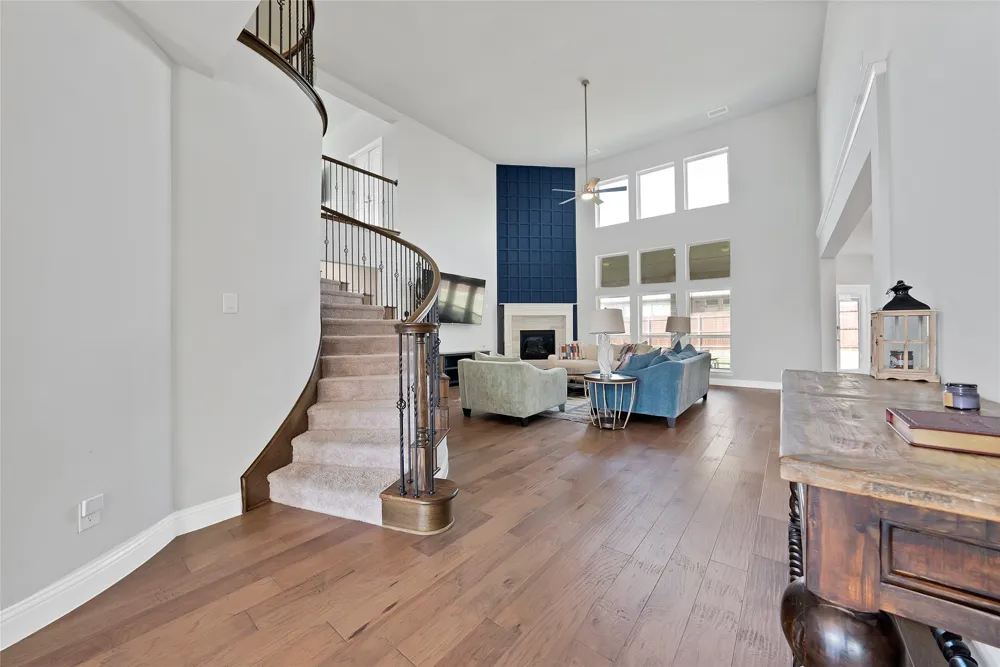 2208 Birdwatch Lane Mansfield, TX 76084