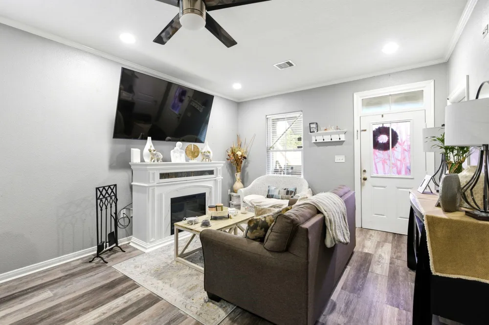 4614 Avenue L Galveston, TX 77551