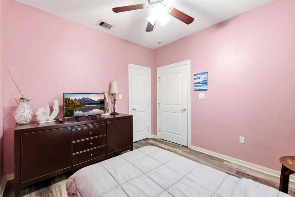 4614 Avenue L Galveston, TX 77551