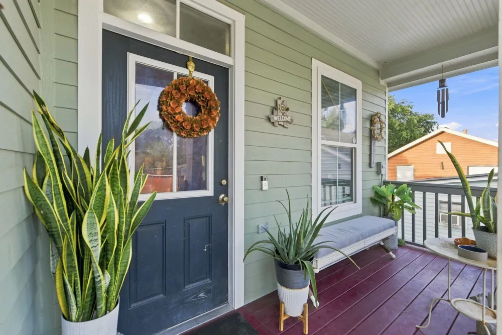 4614 Avenue L Galveston, TX 77551