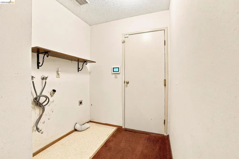 280 Pamela Ct Vallejo, CA 94589