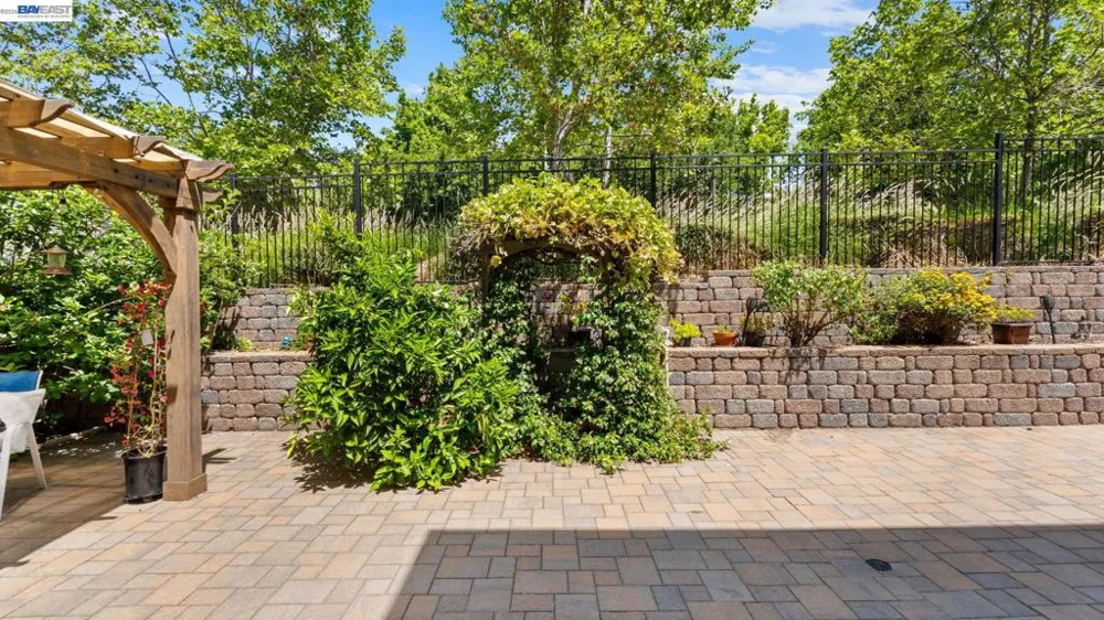 3207 Vittoria Loop Dublin, CA 94568