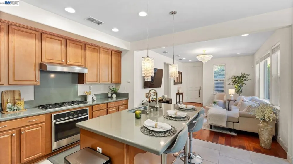 3207 Vittoria Loop Dublin, CA 94568