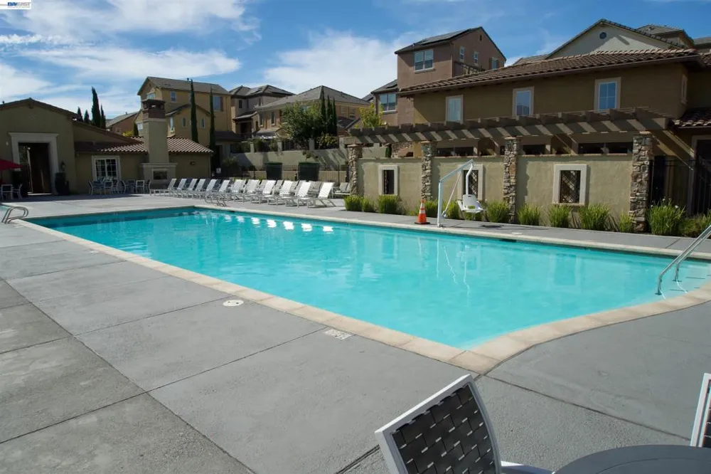 3207 Vittoria Loop Dublin, CA 94568