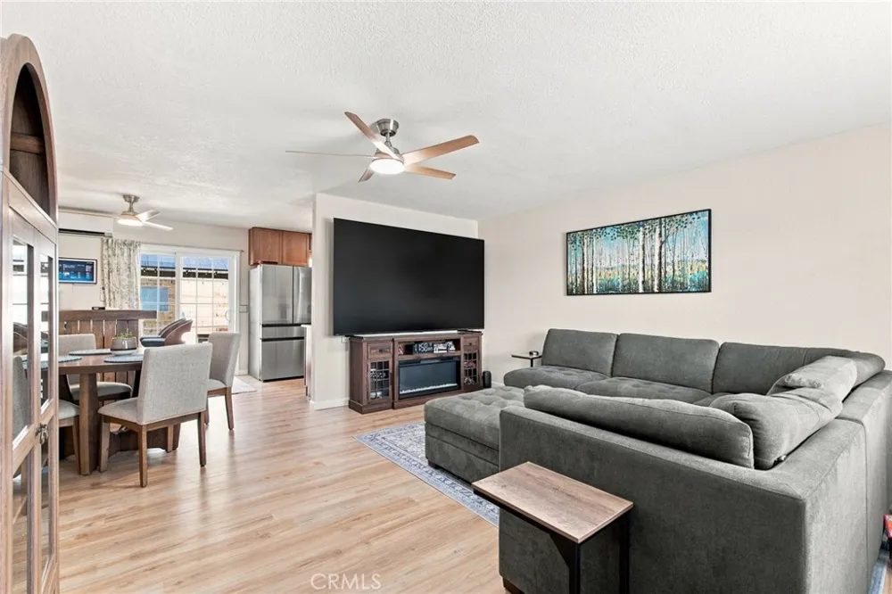 1045 Jaxon Way Redding, CA 96003