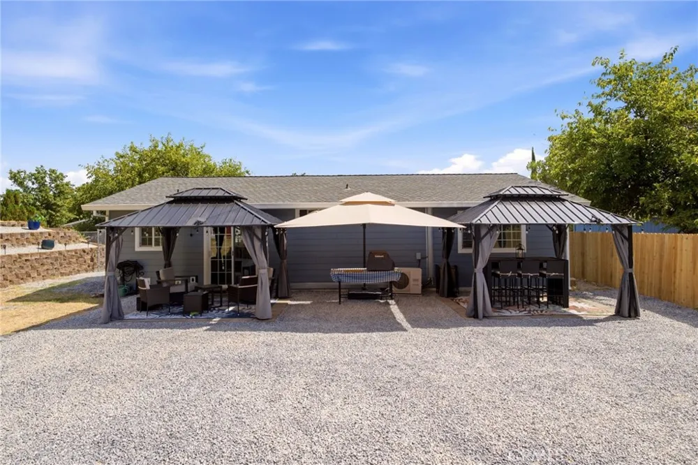 1045 Jaxon Way Redding, CA 96003
