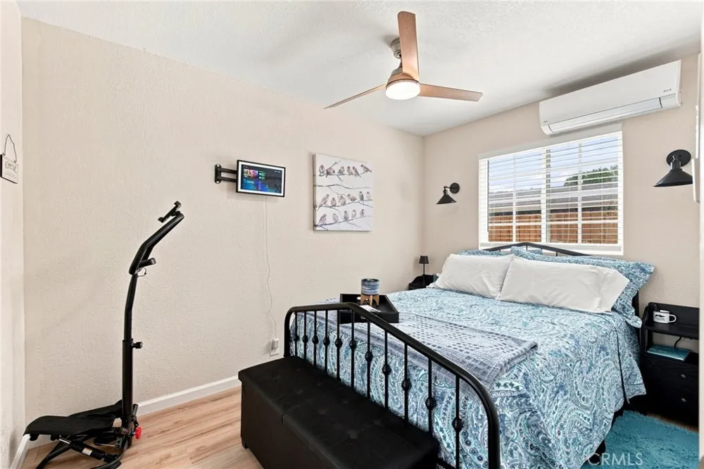 1045 Jaxon Way Redding, CA 96003
