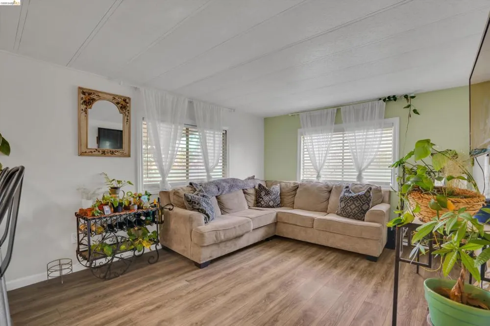 2 Balsam St Vallejo, CA 94589