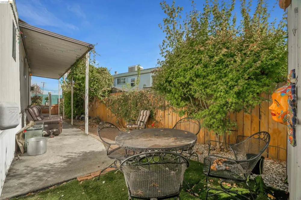 2 Balsam St Vallejo, CA 94589