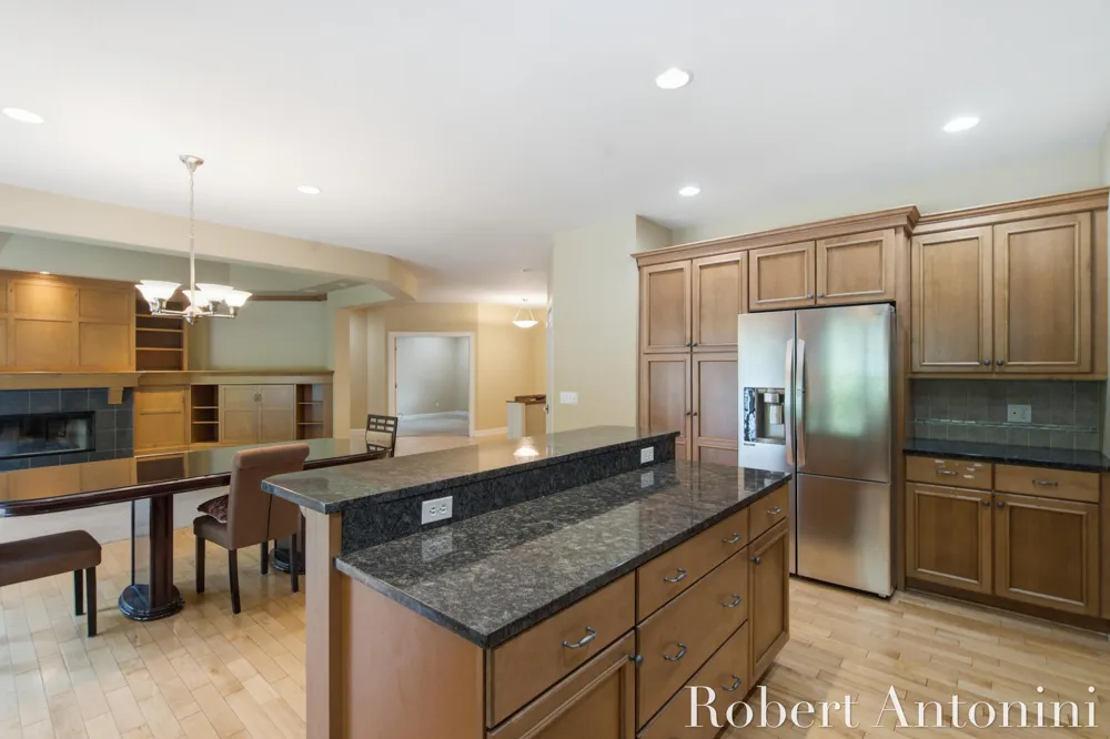 2025 Pine Nook Court NE Grand Rapids, MI 49525