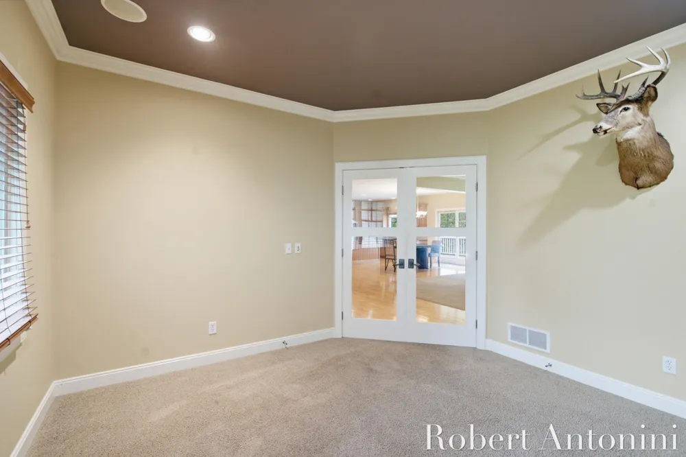 2025 Pine Nook Court NE Grand Rapids, MI 49525