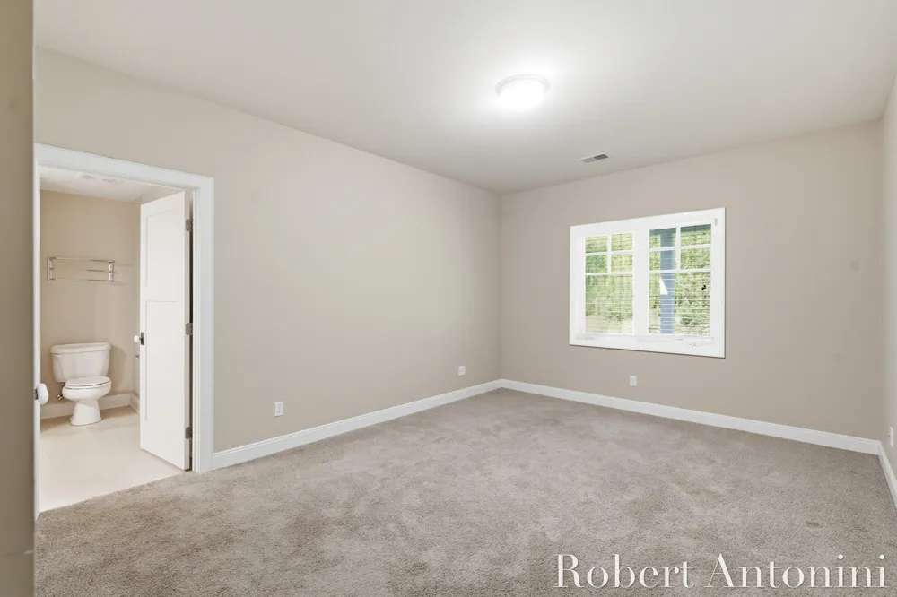 2025 Pine Nook Court NE Grand Rapids, MI 49525