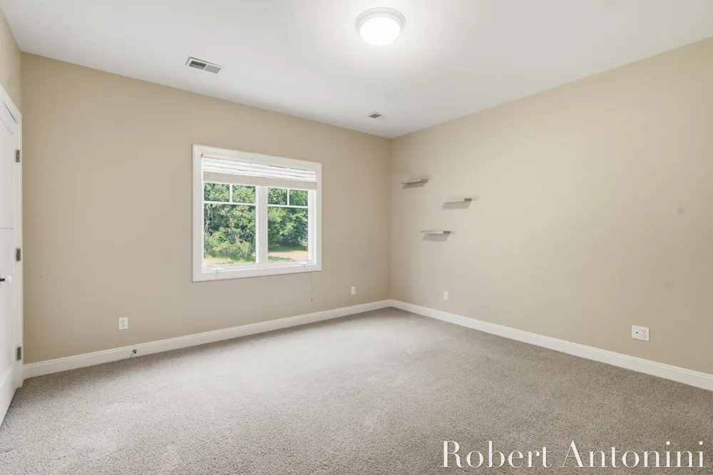 2025 Pine Nook Court NE Grand Rapids, MI 49525