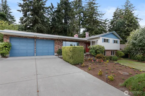 741 S 295th Place