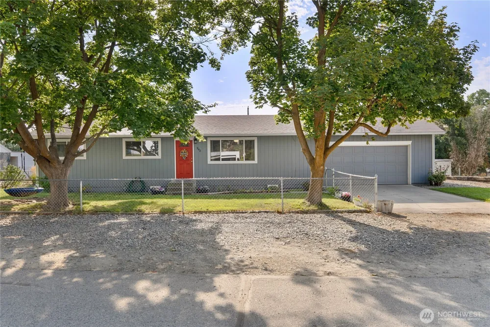 948 4th Ave Okanogan, WA 98840
