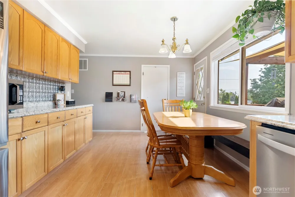 948 4th Ave Okanogan, WA 98840