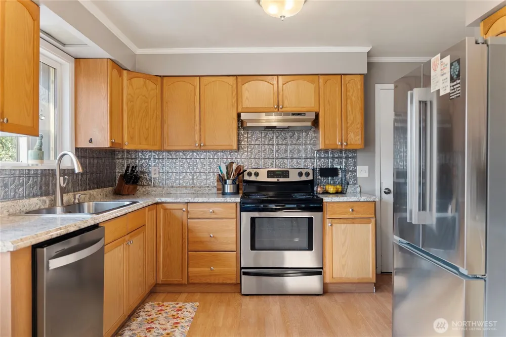948 4th Ave Okanogan, WA 98840