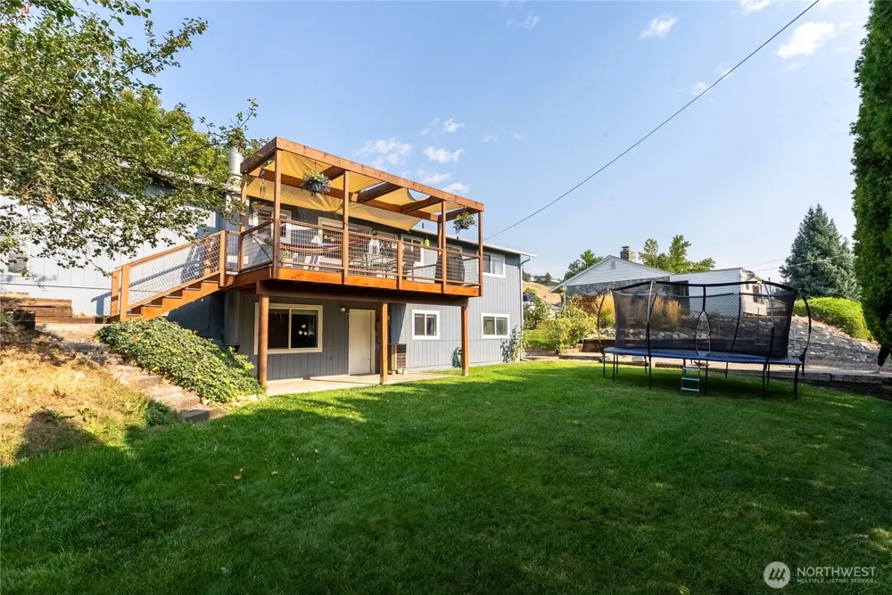 948 4th Ave Okanogan, WA 98840