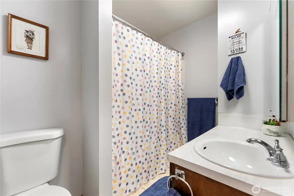 948 4th Ave Okanogan, WA 98840