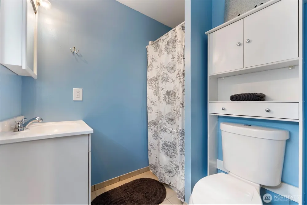 948 4th Ave Okanogan, WA 98840