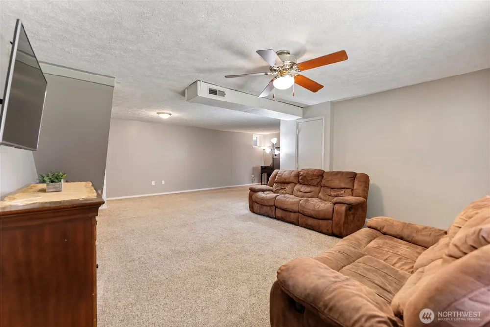 948 4th Ave Okanogan, WA 98840
