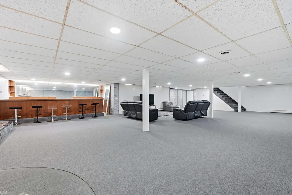 8650 Clinton River Road Sterling Heights City, MI 48314