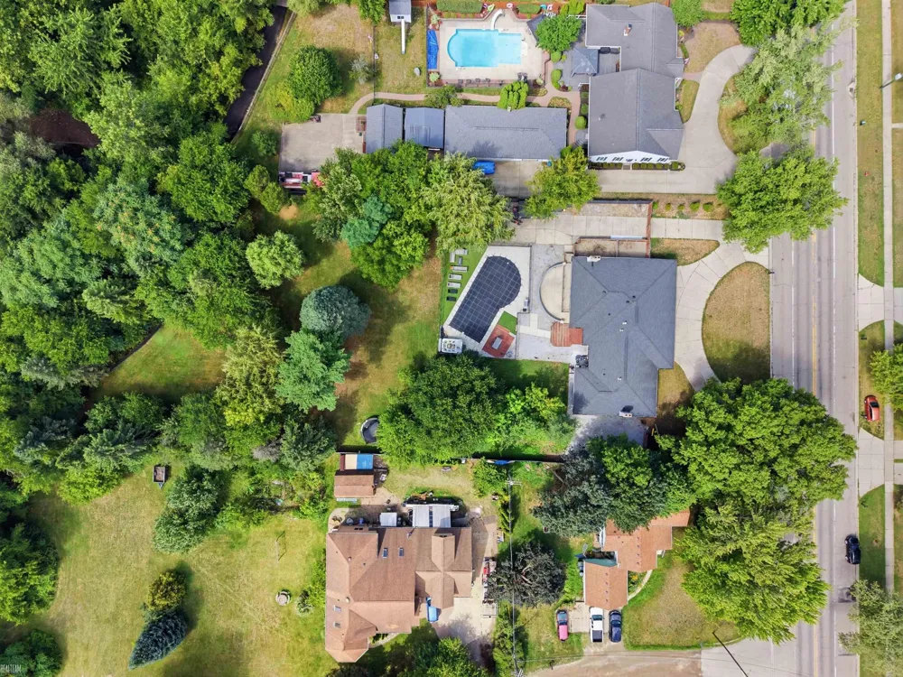 8650 Clinton River Road Sterling Heights City, MI 48314