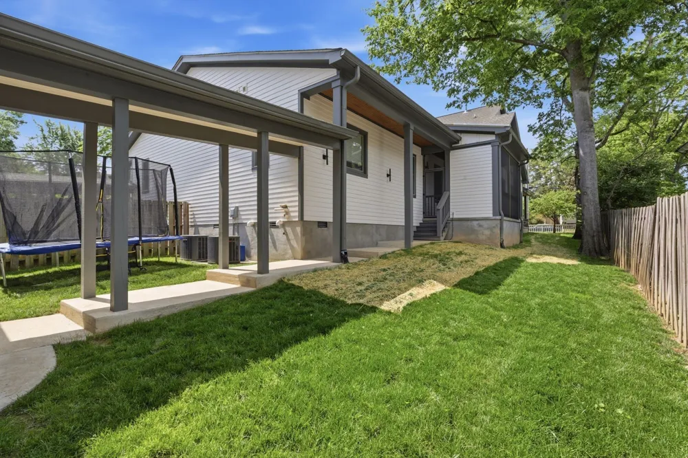 2210 Grantland Ave Nashville, TN 37204