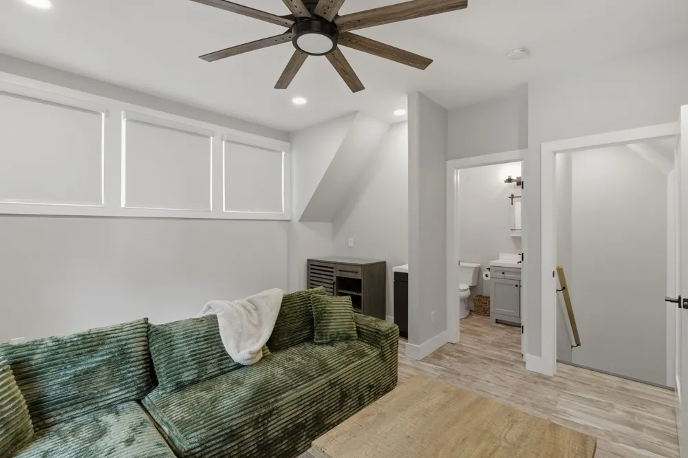 2210 Grantland Ave Nashville, TN 37204