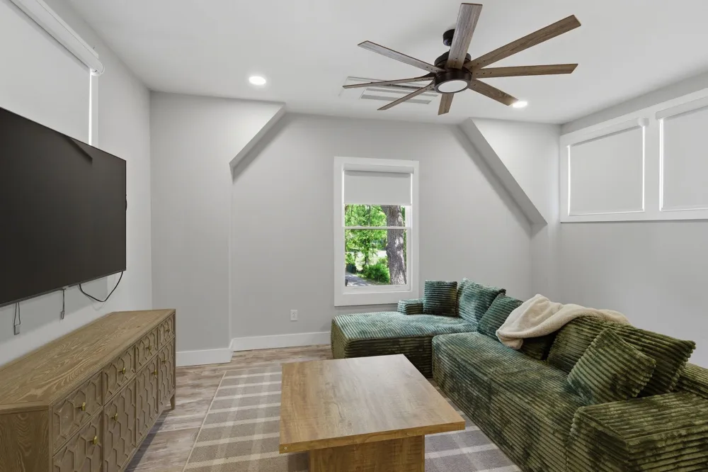 2210 Grantland Ave Nashville, TN 37204
