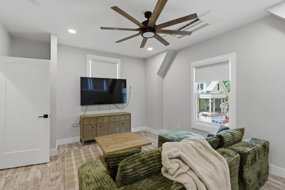 2210 Grantland Ave Nashville, TN 37204