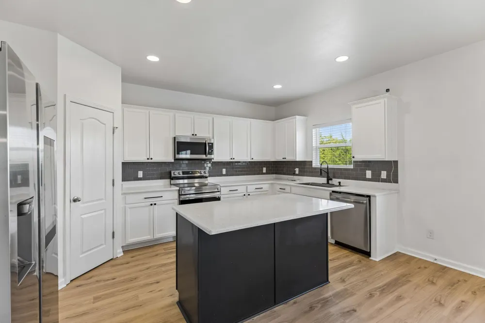 2247 Bee Hive Dr Columbia, TN 38401