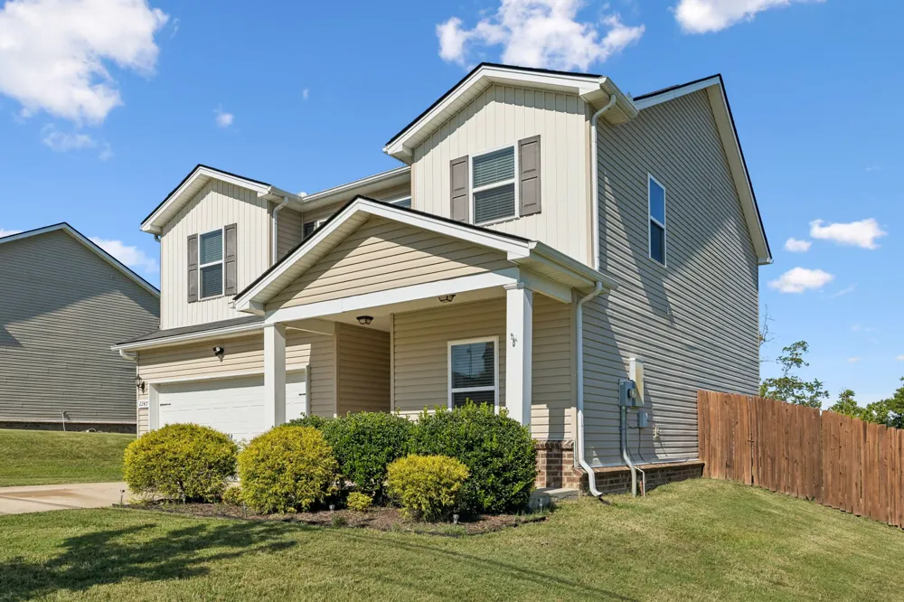 2247 Bee Hive Dr Columbia, TN 38401