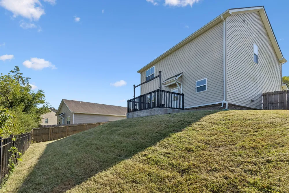 2247 Bee Hive Dr Columbia, TN 38401