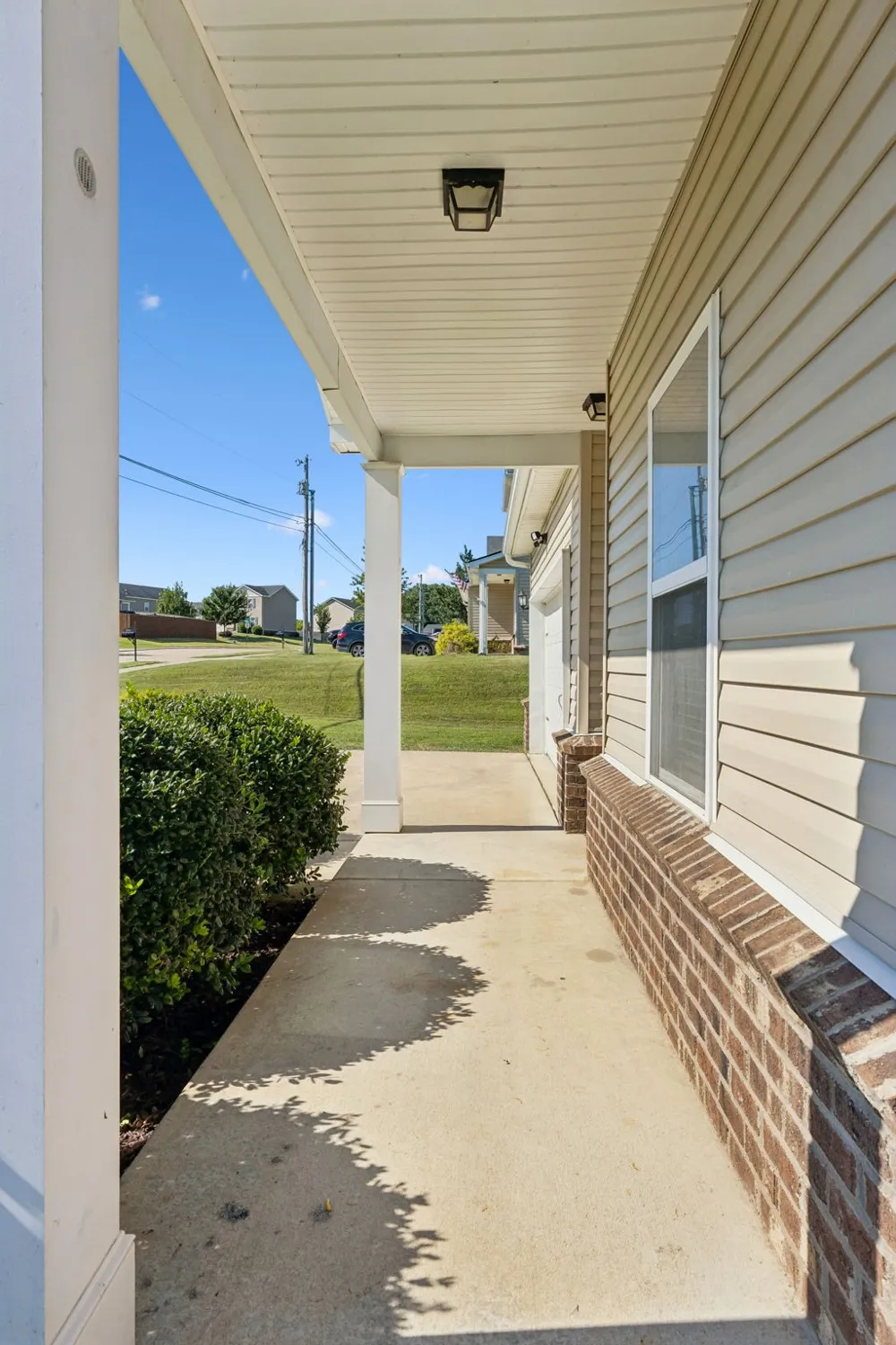 2247 Bee Hive Dr Columbia, TN 38401