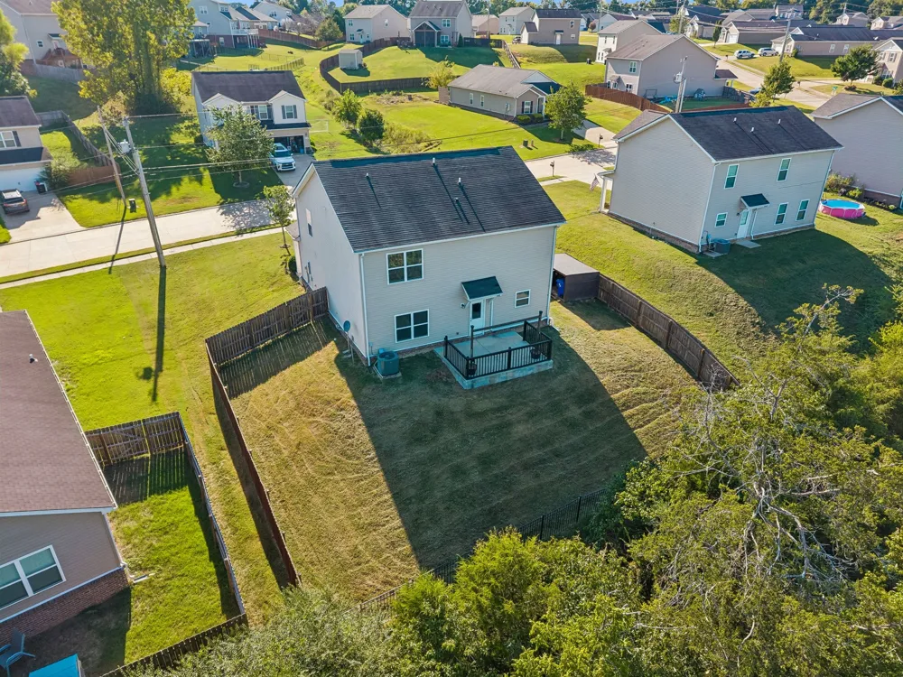 2247 Bee Hive Dr Columbia, TN 38401